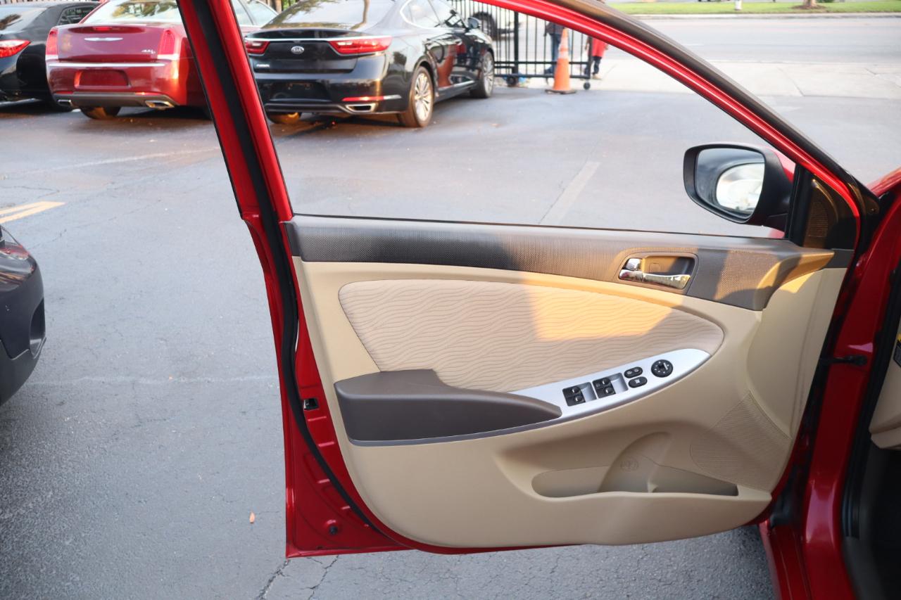 Hyundai Accent 4dr Sdn Auto GLS 2013