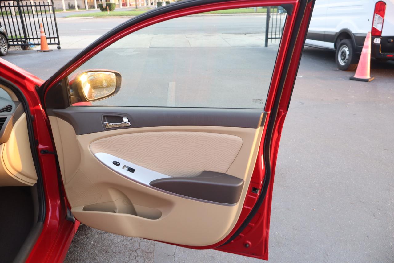 Hyundai Accent 4dr Sdn Auto GLS 2013