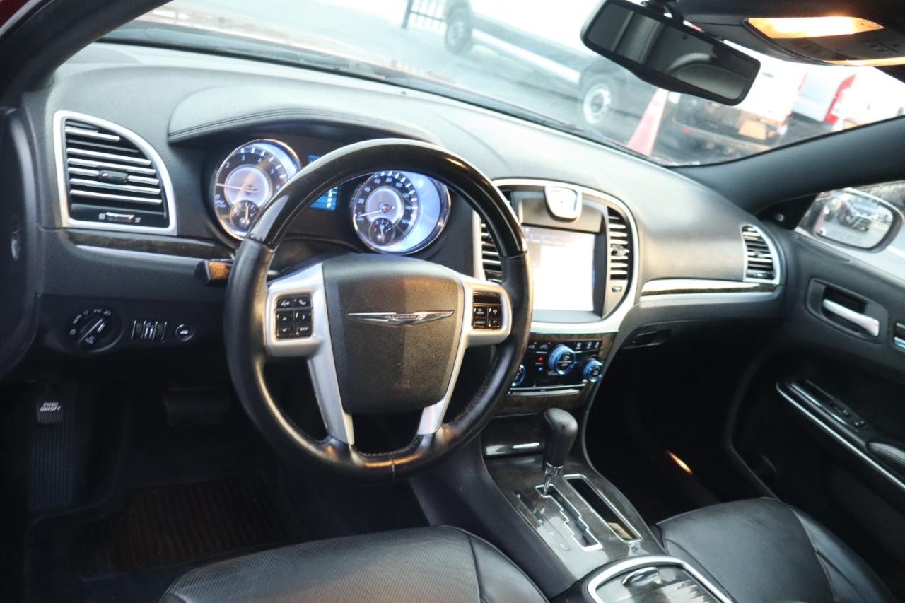 Chrysler 300 4dr Sdn 300C AWD 2014
