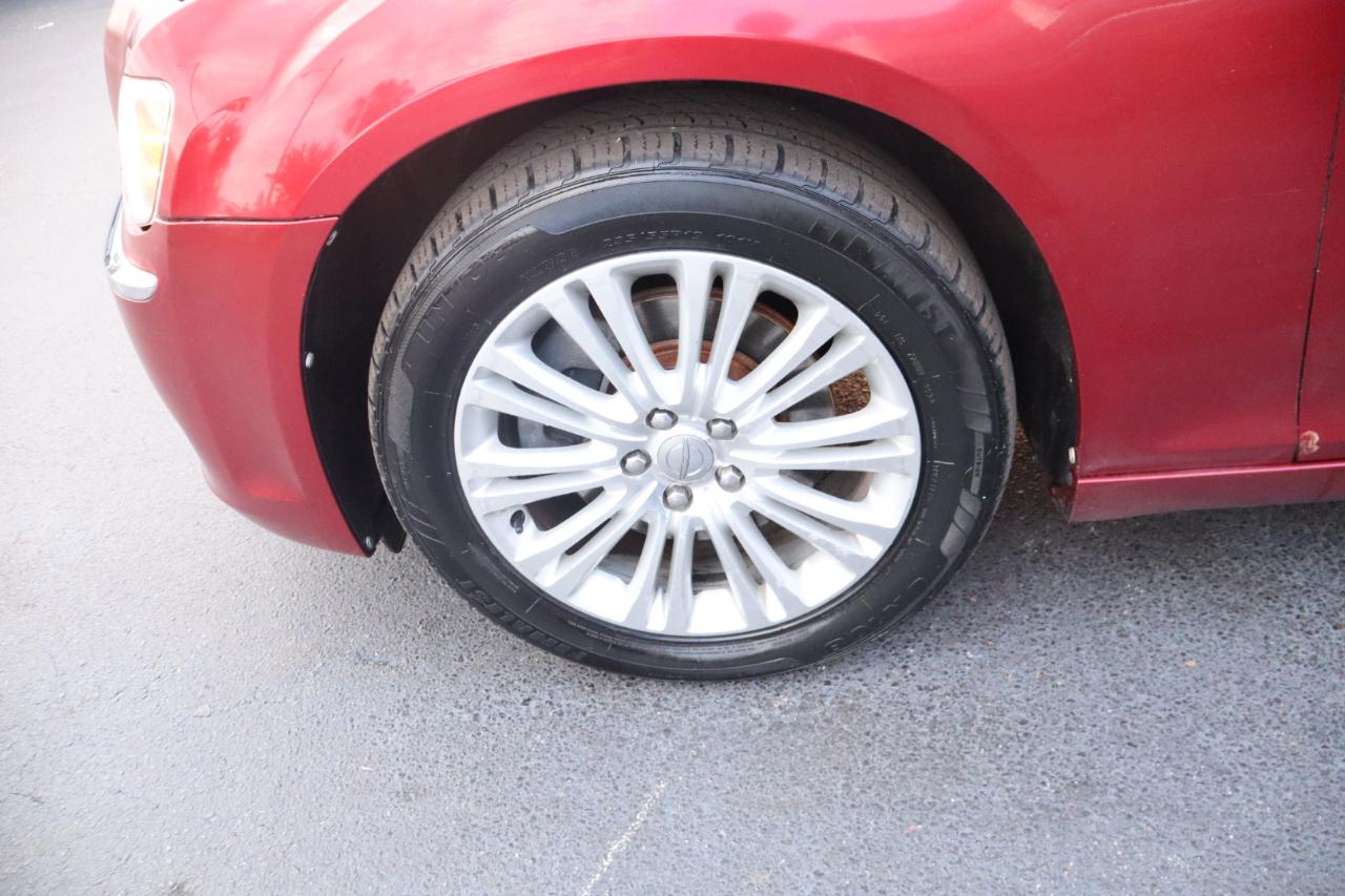 Chrysler 300 4dr Sdn 300C AWD 2014