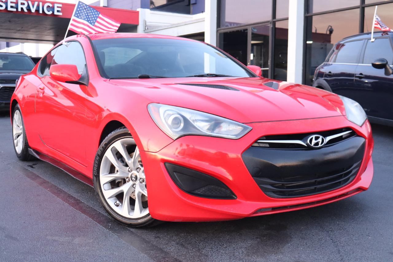Hyundai Genesis Coupe 2dr I4 2.0T Man 2013