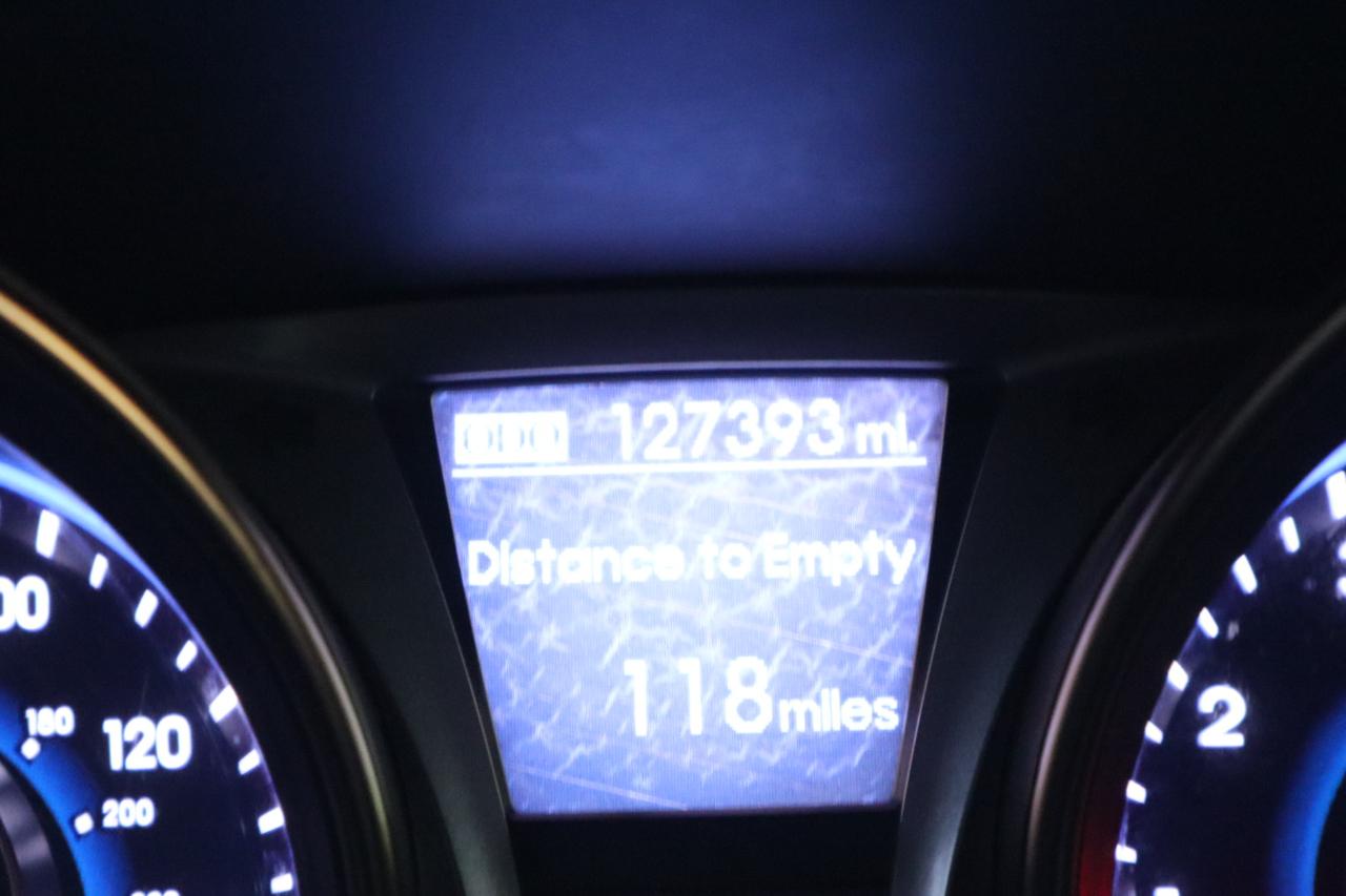 Hyundai Genesis Coupe 2dr I4 2.0T Man 2013