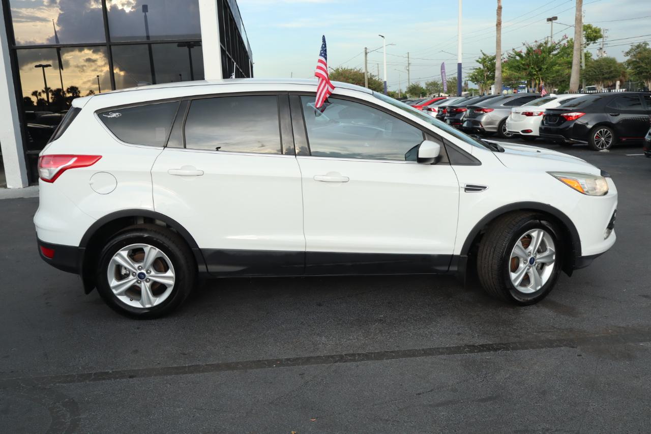 Ford Escape FWD 4dr SE 2015