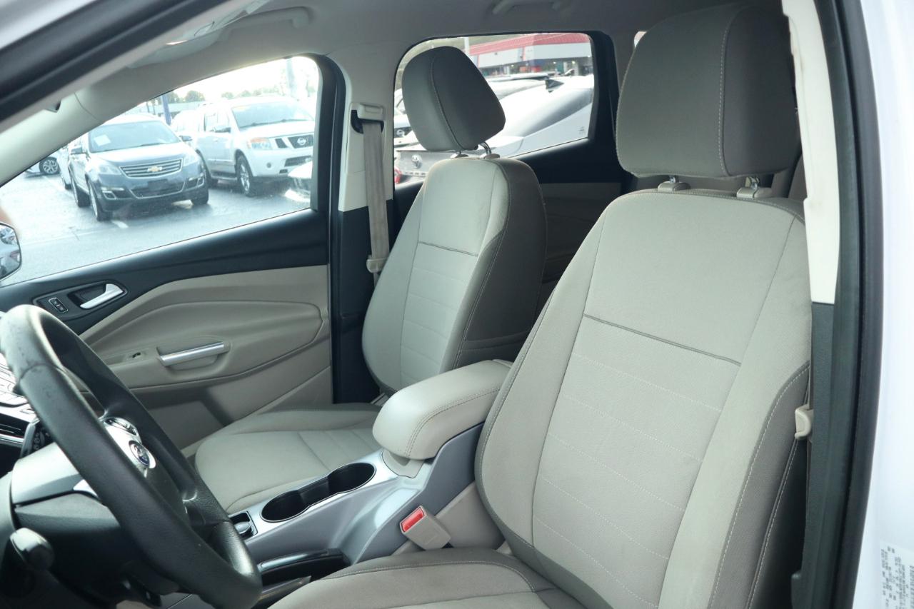 Ford Escape FWD 4dr SE 2015