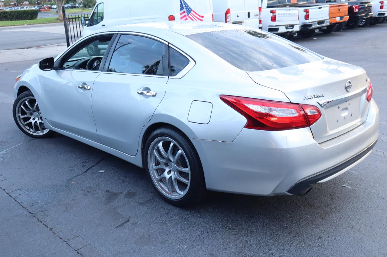 Nissan Altima 2.5 SL Sedan 2017