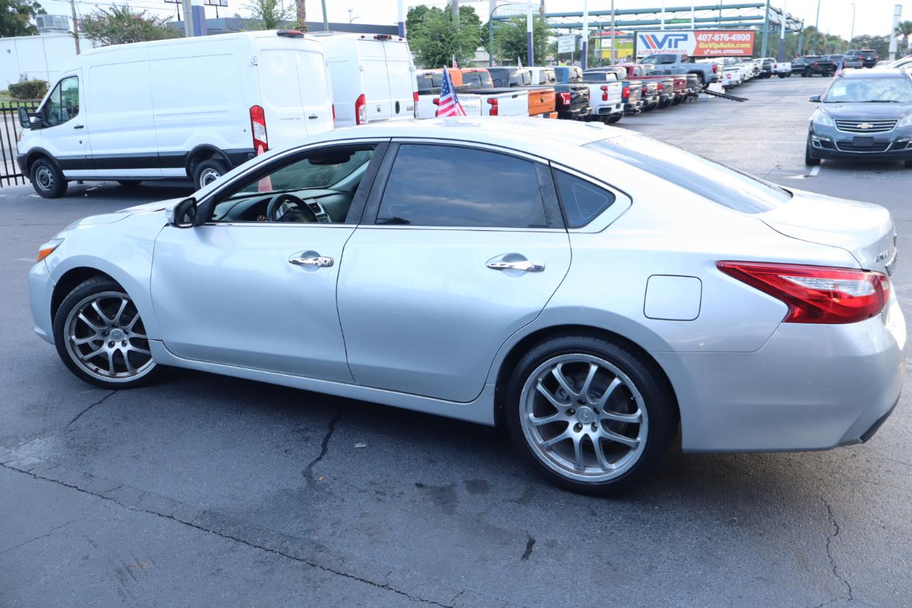 Nissan Altima 2.5 SL Sedan 2017