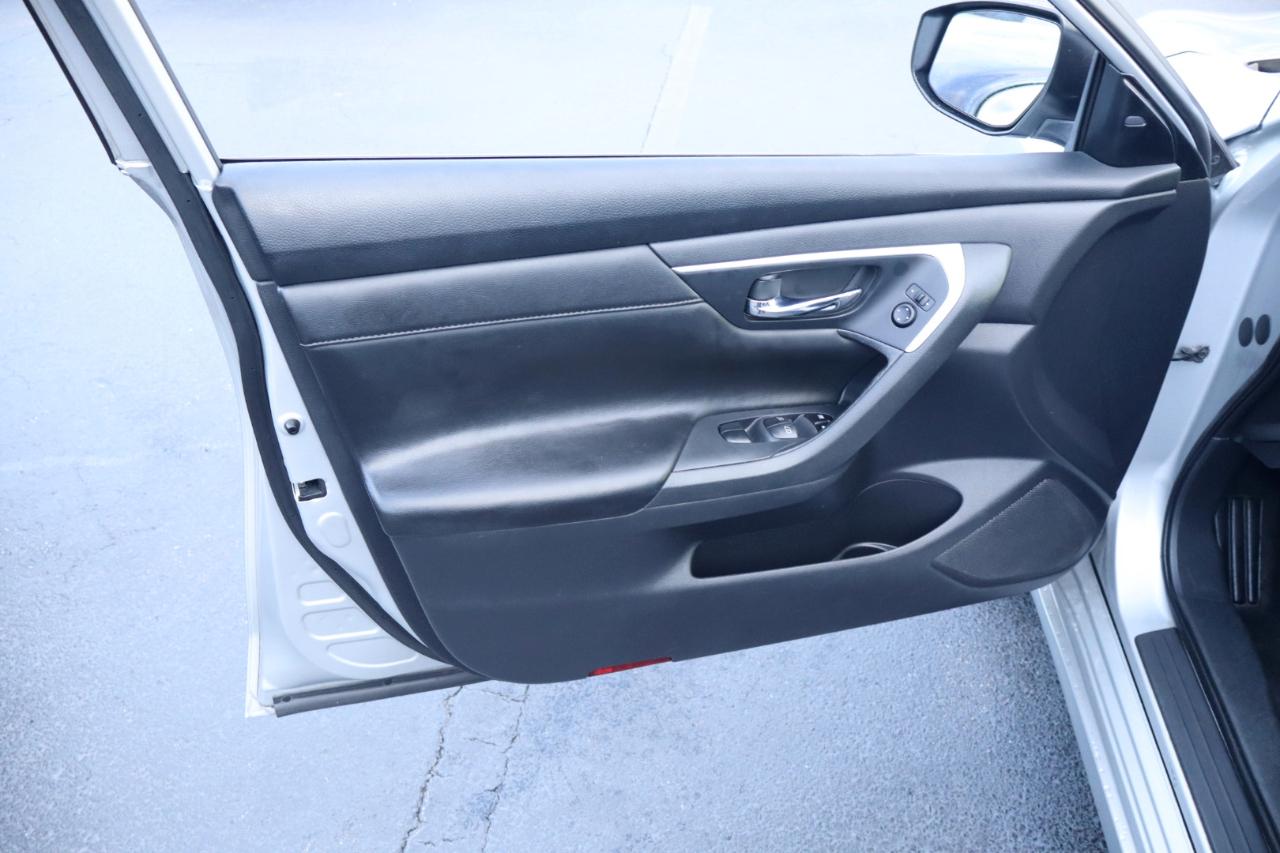 Nissan Altima 2.5 SL Sedan 2017