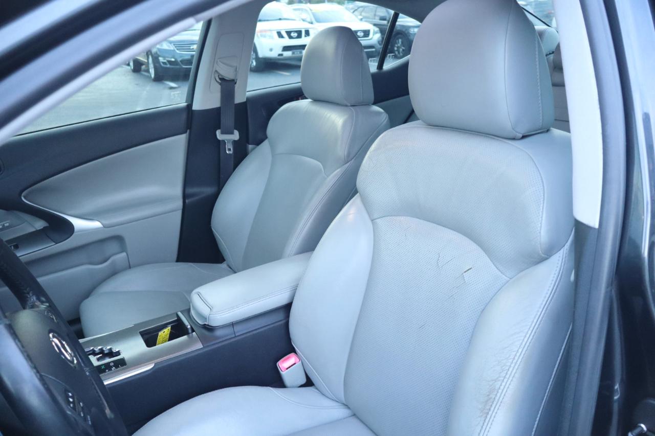Lexus IS 350 4dr Sport Sdn Auto 2007