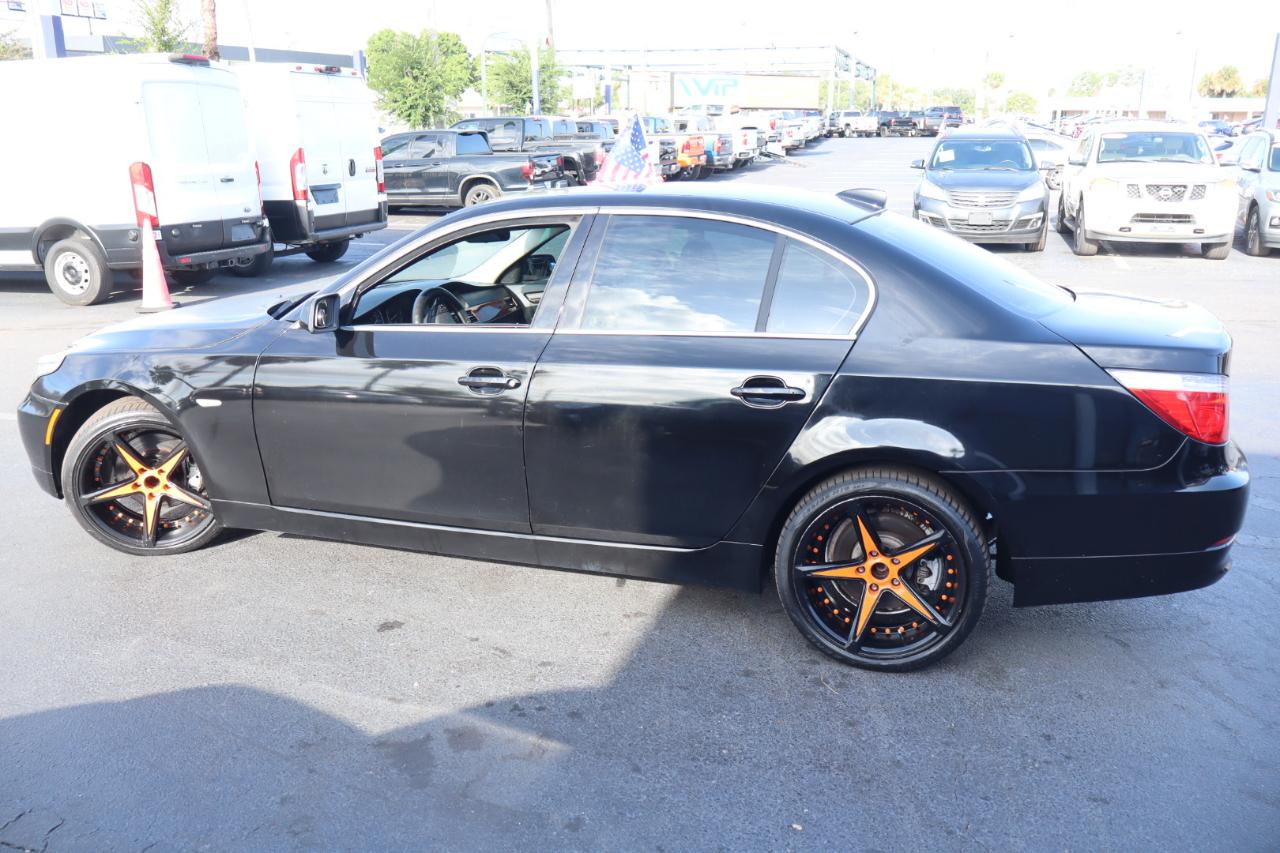 BMW 5 Series 4dr Sdn 528i RWD 2008