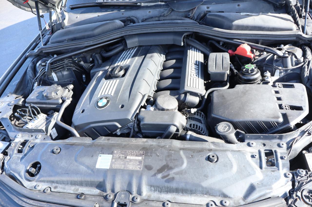 BMW 5 Series 4dr Sdn 528i RWD 2008