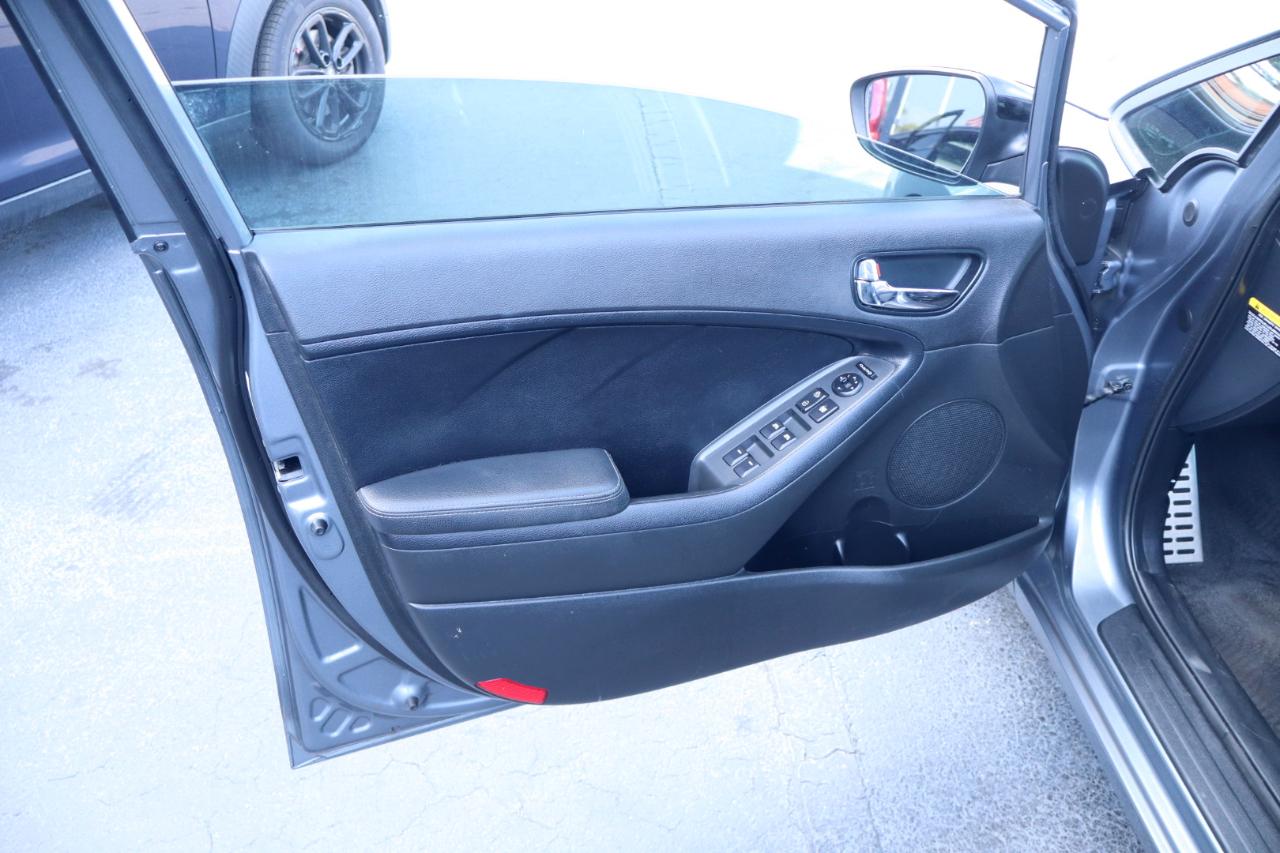 Kia Forte5 SX DCT 2017
