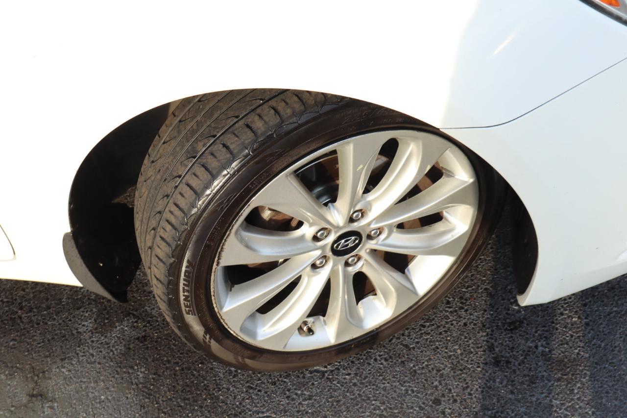 Hyundai Sonata 4dr Sdn 2.4L Auto SE 2012