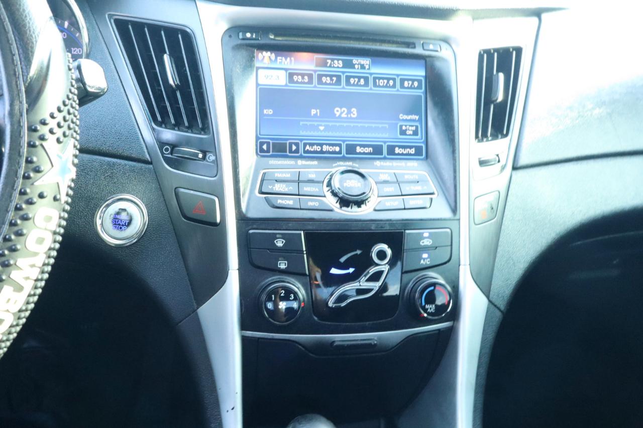Hyundai Sonata 4dr Sdn 2.4L Auto SE 2012