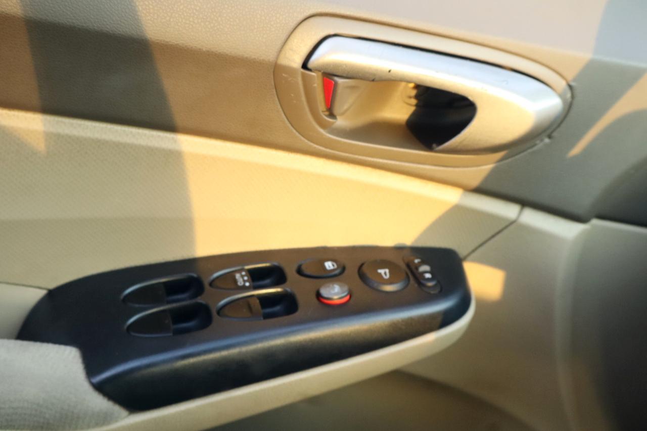 Honda Civic Sdn 4dr Auto LX 2011