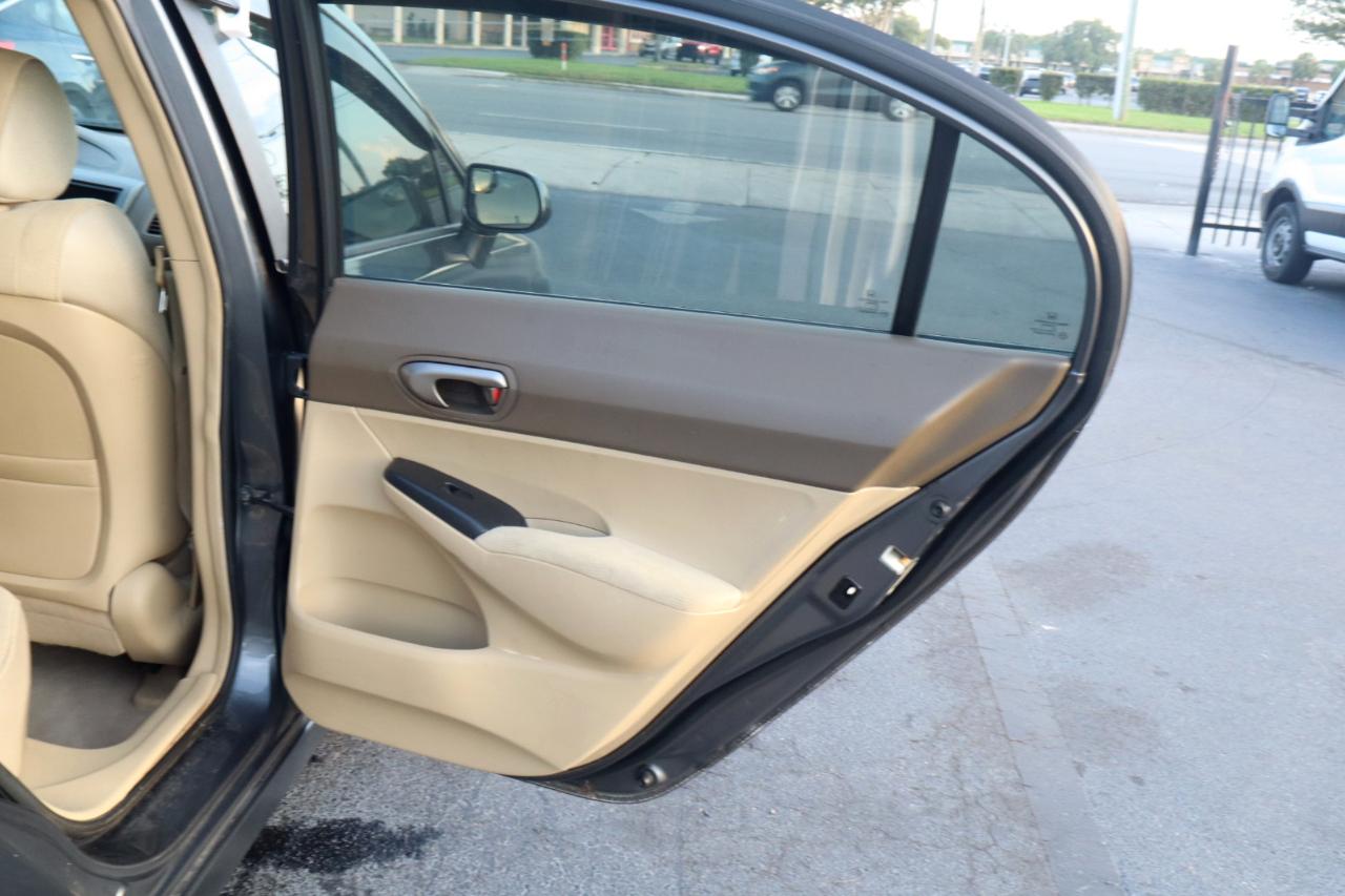 Honda Civic Sdn 4dr Auto LX 2011