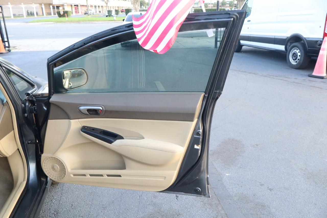 Honda Civic Sdn 4dr Auto LX 2011
