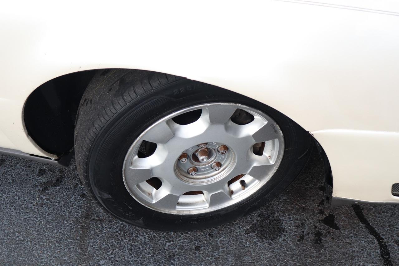 Cadillac DeVille 4dr Sdn 2000
