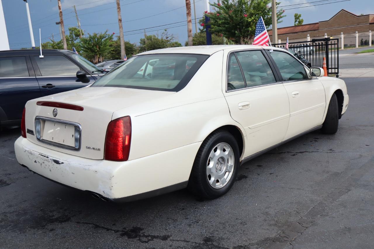 Cadillac DeVille 4dr Sdn 2000