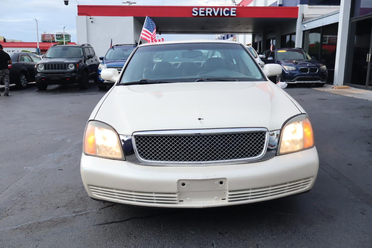 Cadillac DeVille 4dr Sdn 2000