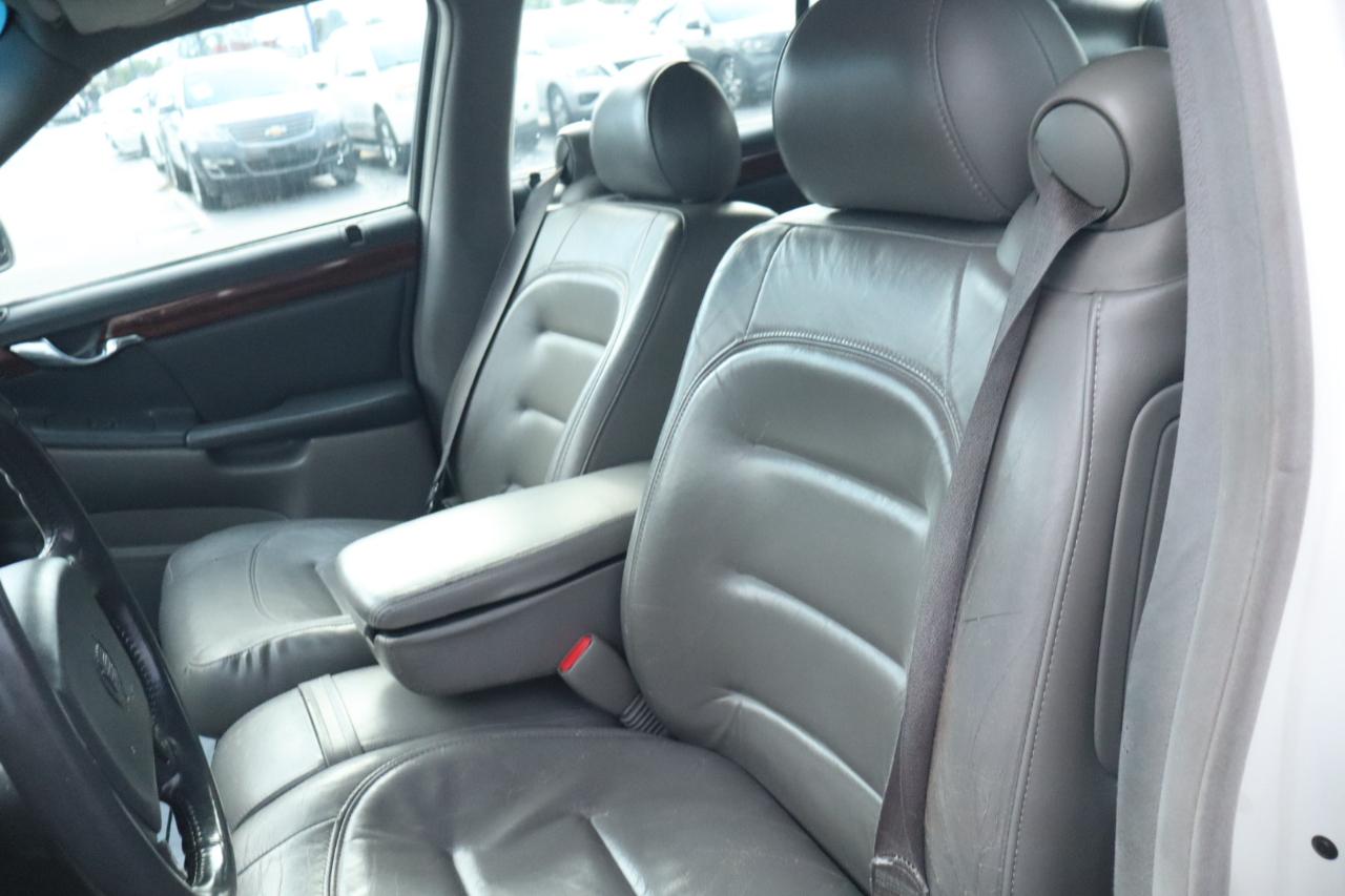 Cadillac DeVille 4dr Sdn 2000