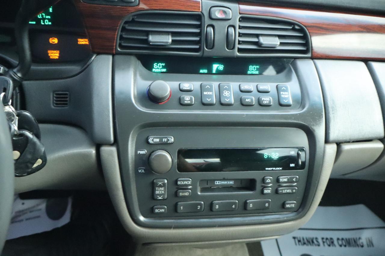 Cadillac DeVille 4dr Sdn 2000