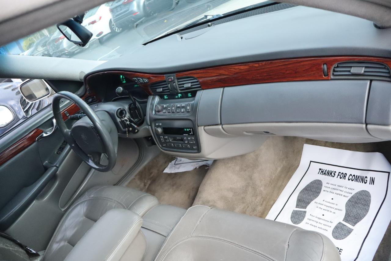 Cadillac DeVille 4dr Sdn 2000