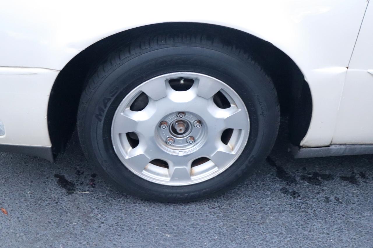 Cadillac DeVille 4dr Sdn 2000
