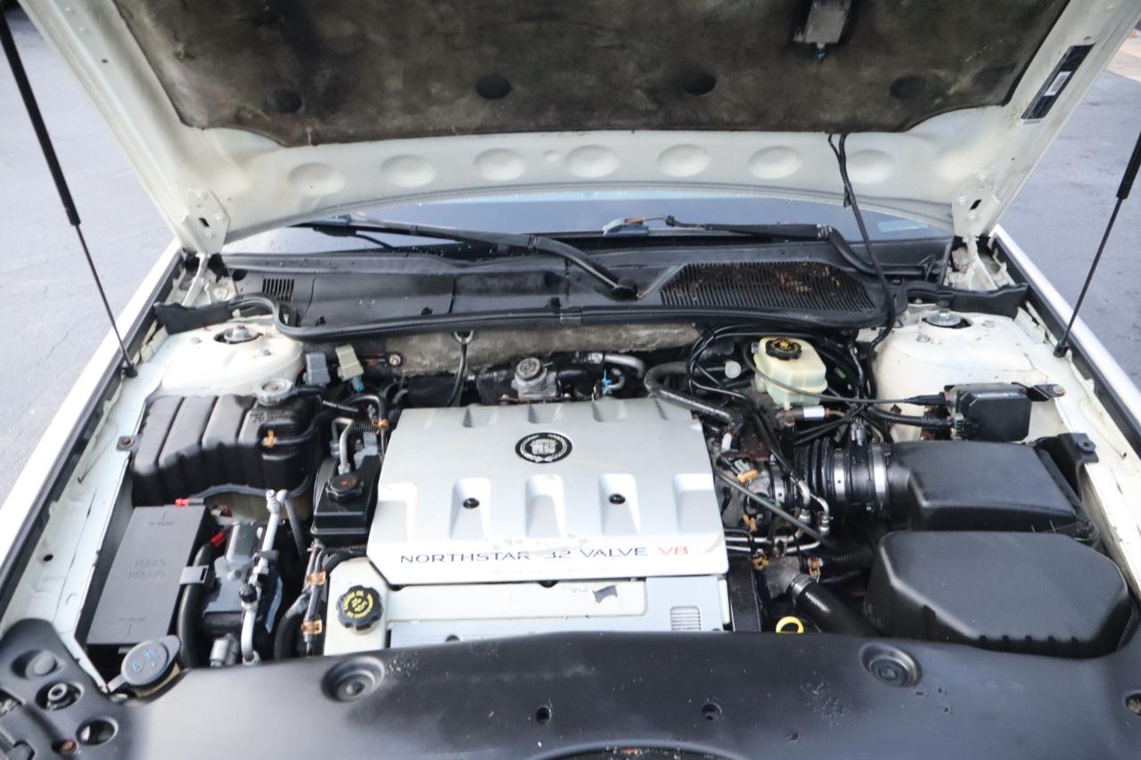 Cadillac DeVille 4dr Sdn 2000