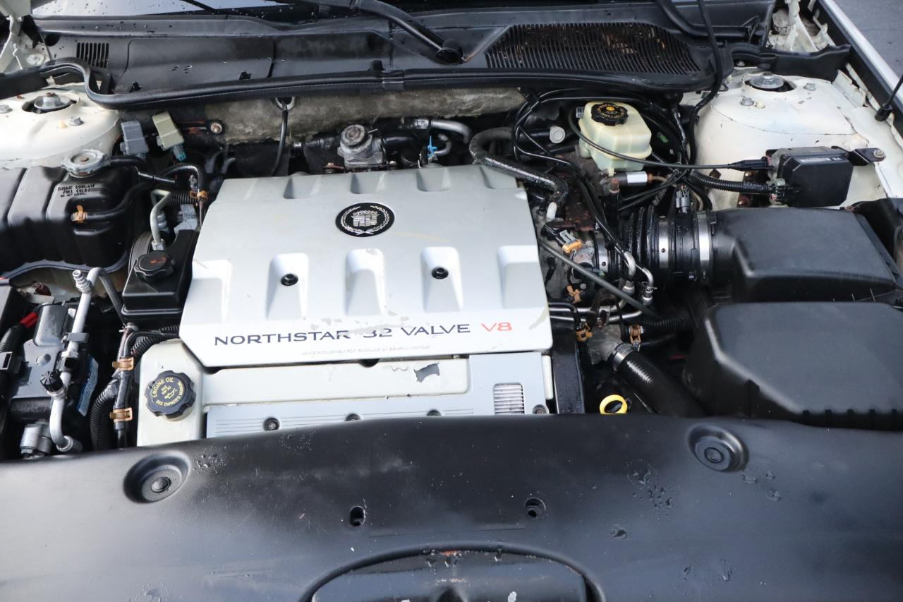 Cadillac DeVille 4dr Sdn 2000