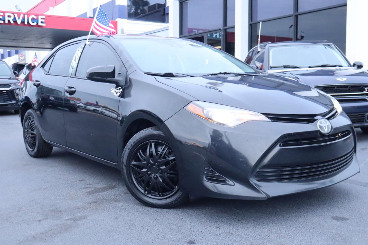 Toyota Corolla XLE CVT (Natl) 2018
