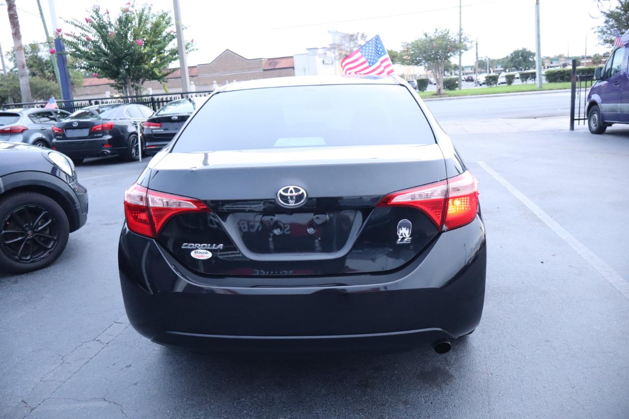 Toyota Corolla XLE CVT (Natl) 2018