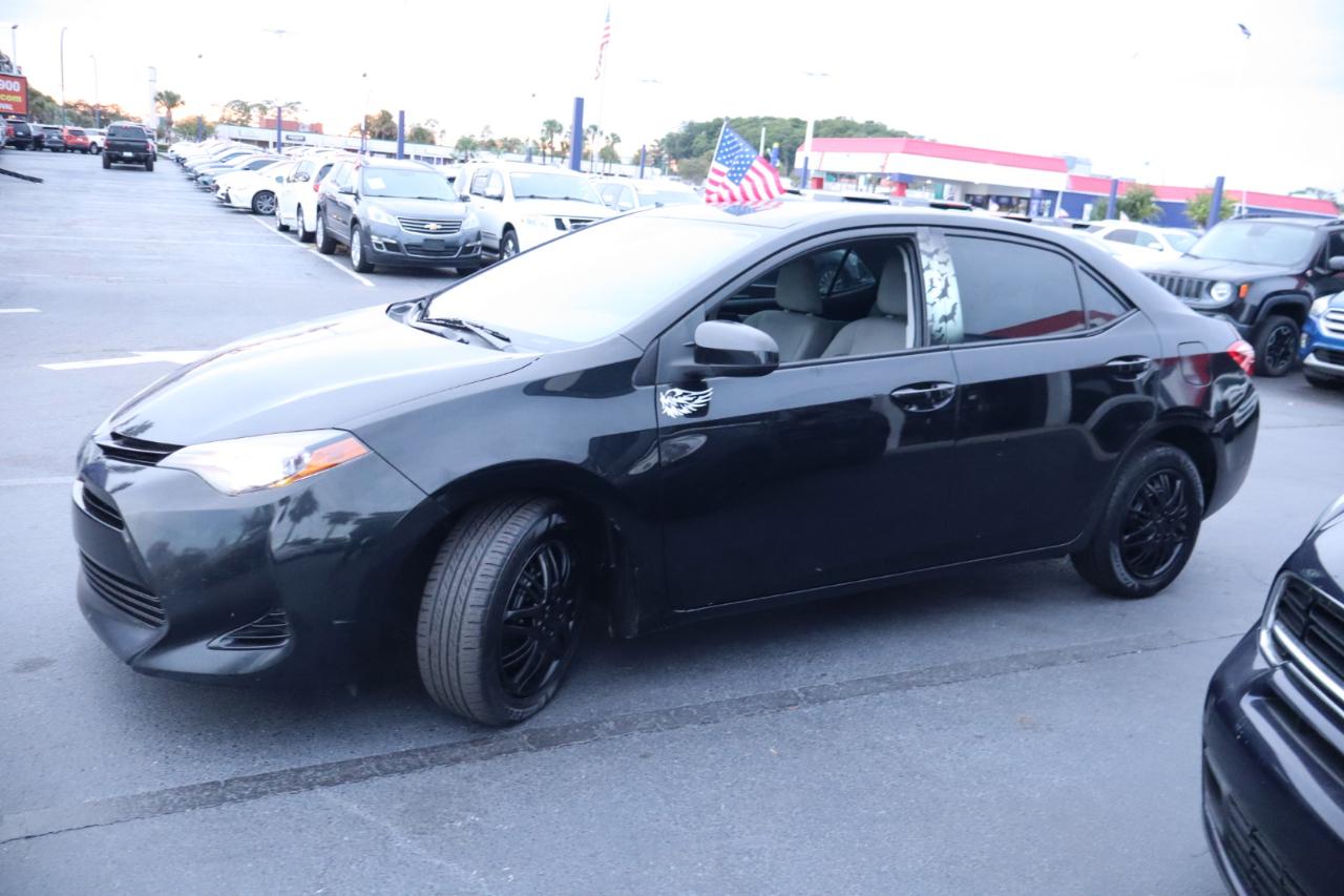 Toyota Corolla XLE CVT (Natl) 2018
