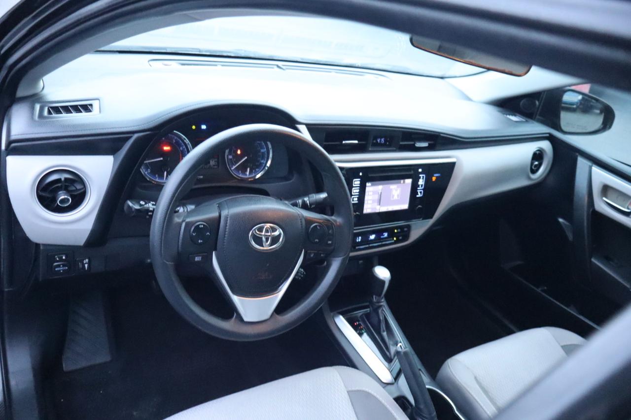 Toyota Corolla XLE CVT (Natl) 2018