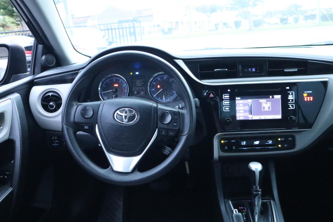 Toyota Corolla XLE CVT (Natl) 2018