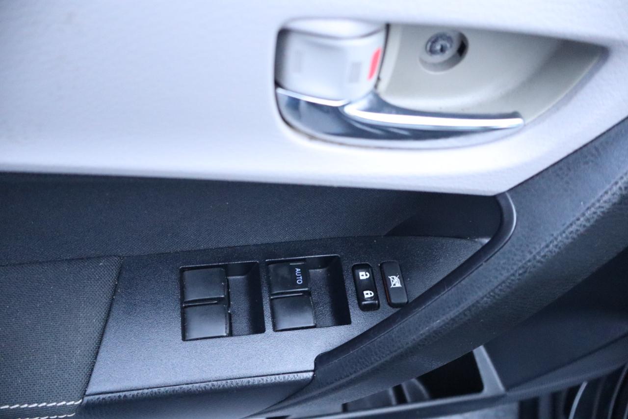 Toyota Corolla XLE CVT (Natl) 2018