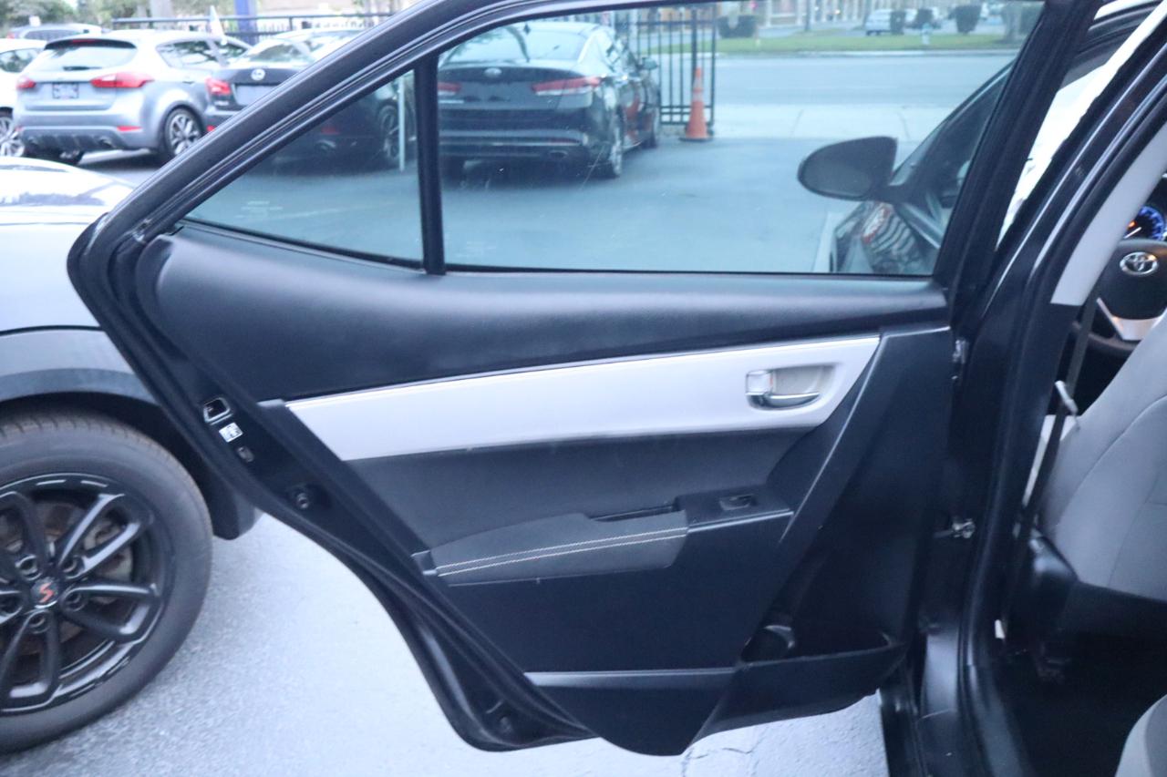 Toyota Corolla XLE CVT (Natl) 2018