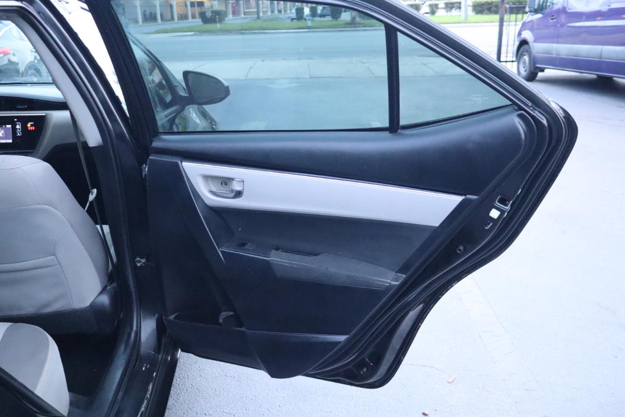 Toyota Corolla XLE CVT (Natl) 2018