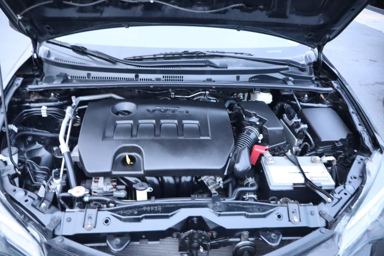 Toyota Corolla XLE CVT (Natl) 2018