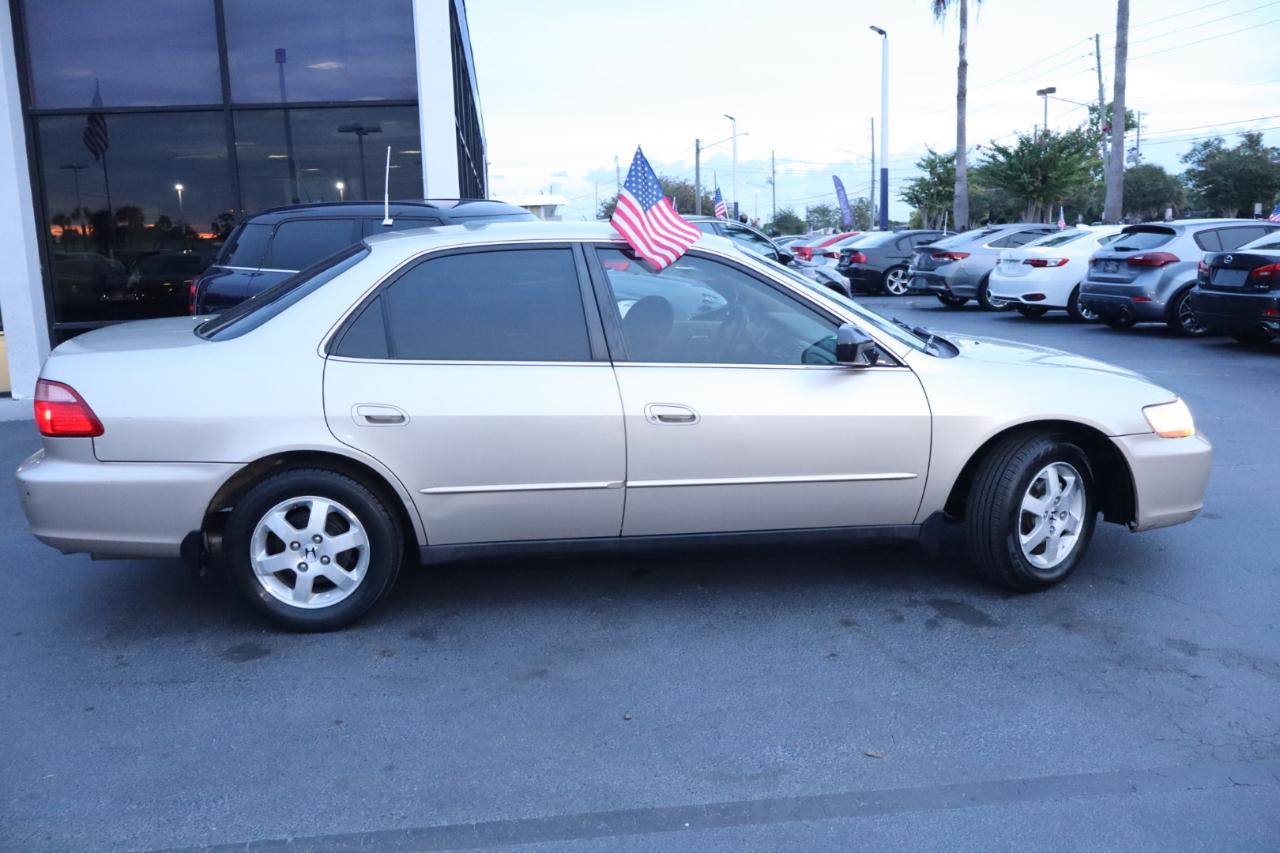 Honda Accord Sdn 4dr Sdn SE Auto 2000