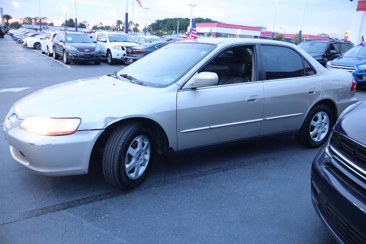 Honda Accord Sdn 4dr Sdn SE Auto 2000