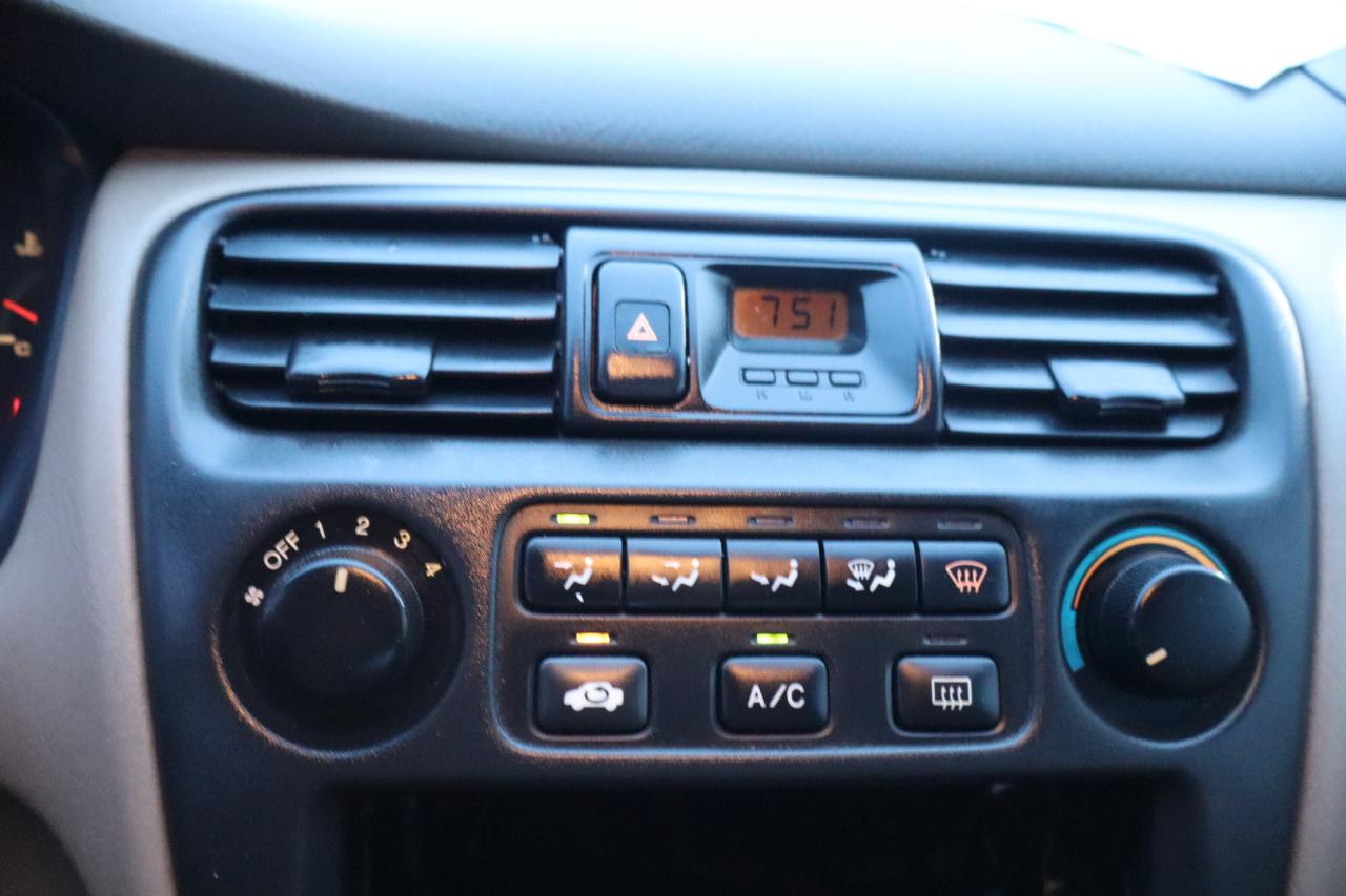 Honda Accord Sdn 4dr Sdn SE Auto 2000
