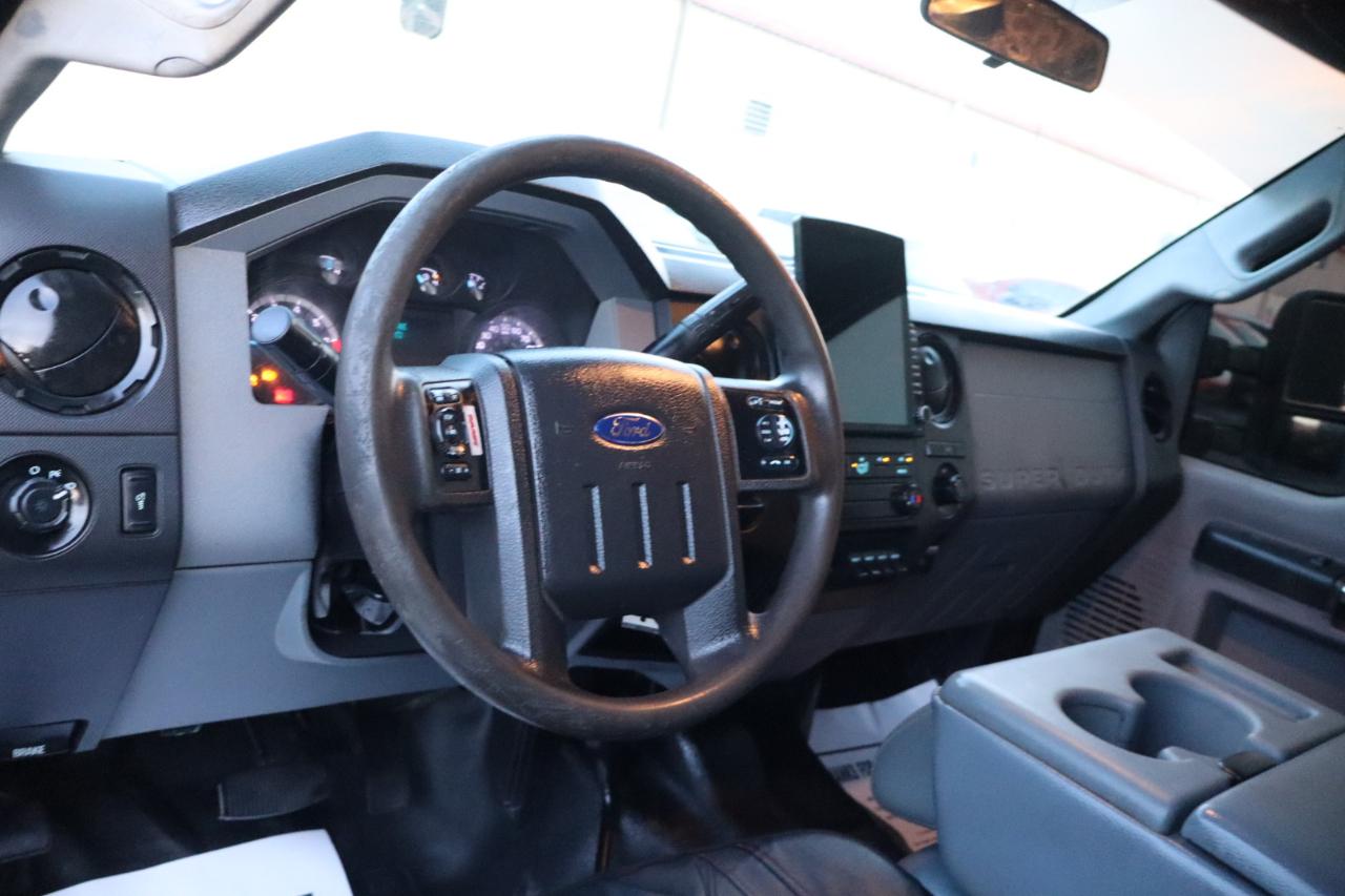 Ford Super Duty F-450 DRW 4WD Crew Cab 176" WB 60" CA XLT 2014