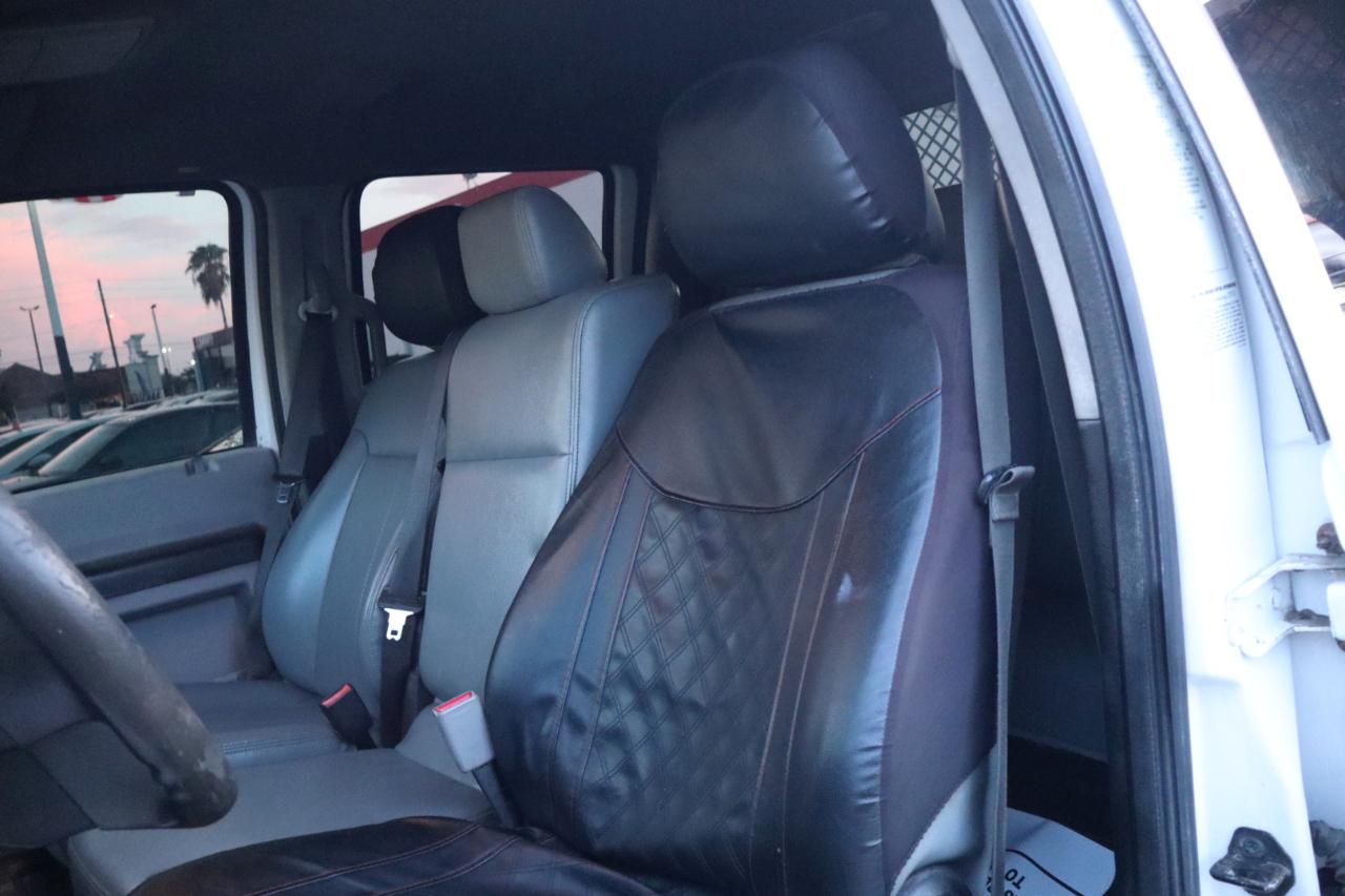 Ford Super Duty F-450 DRW 4WD Crew Cab 176" WB 60" CA XLT 2014
