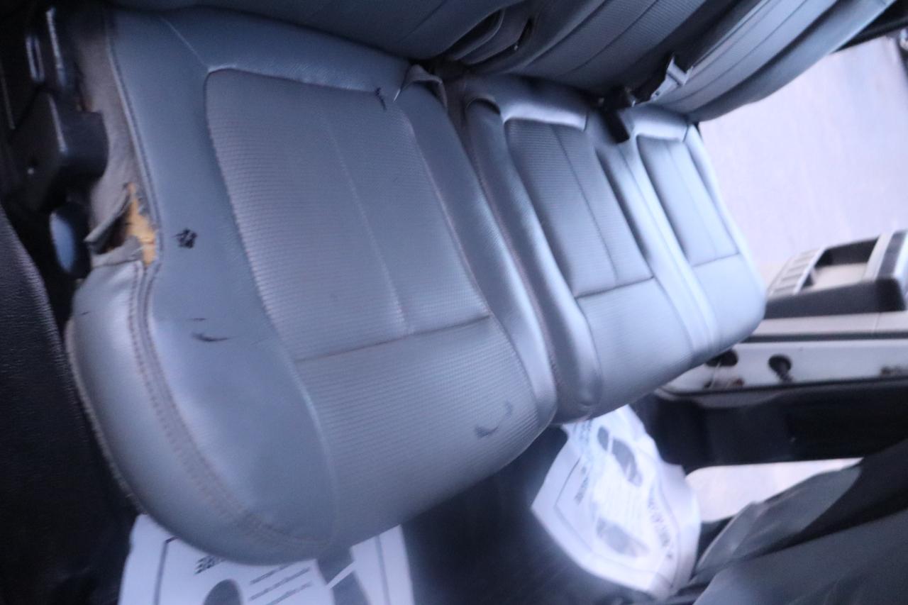 Ford Super Duty F-450 DRW 4WD Crew Cab 176" WB 60" CA XLT 2014