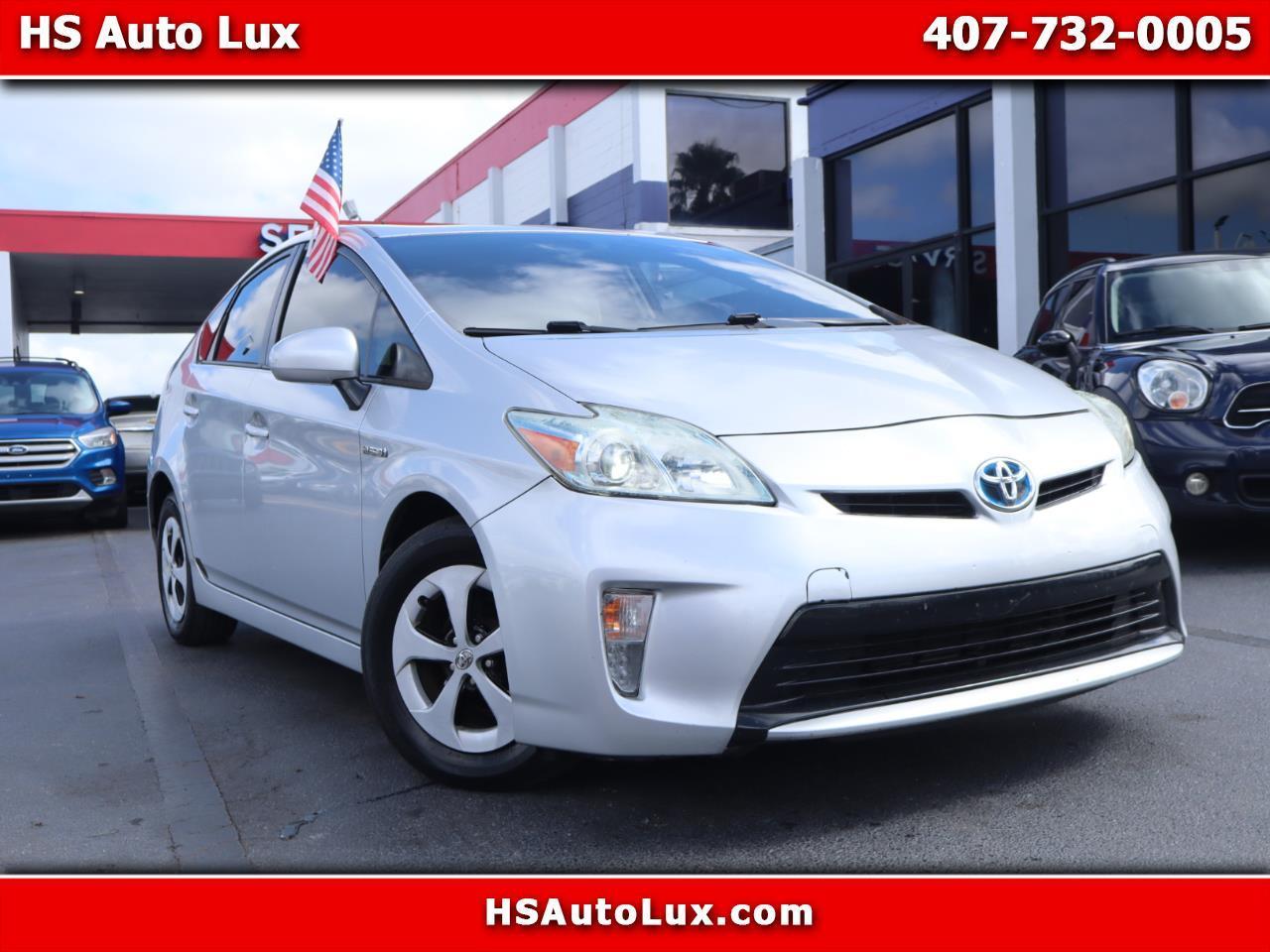 Toyota Prius 4-Door Sedan 2013