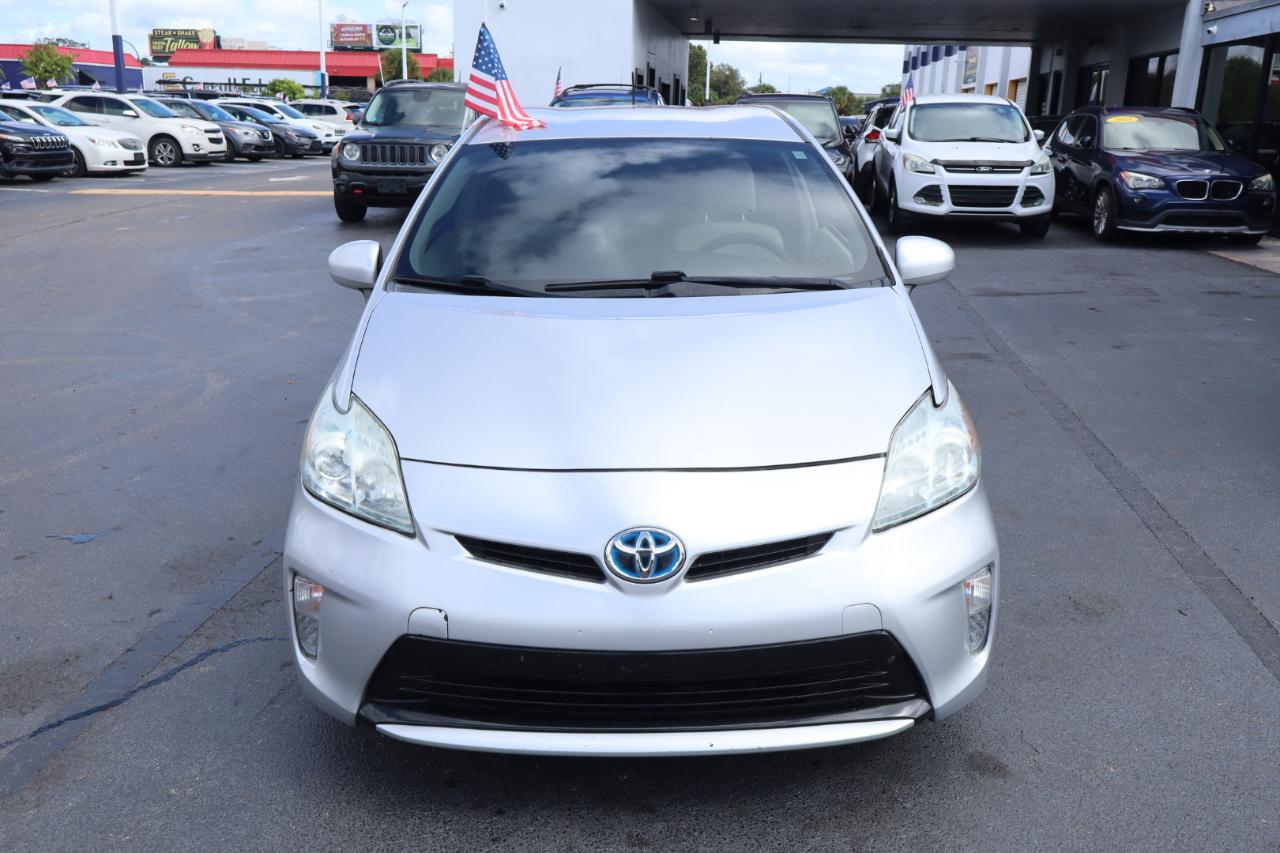 Toyota Prius 4-Door Sedan 2013