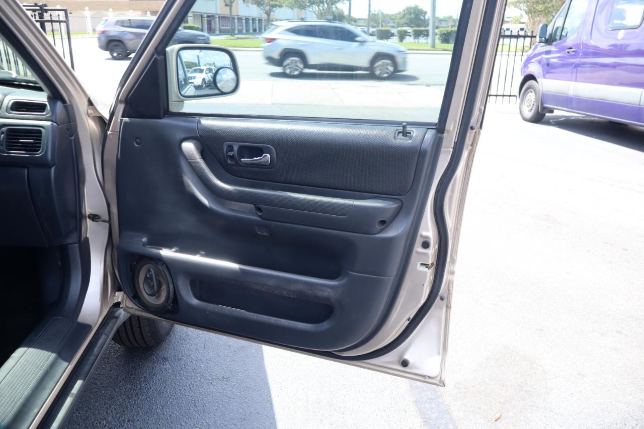 Honda CR-V 4WD SE Auto 2001