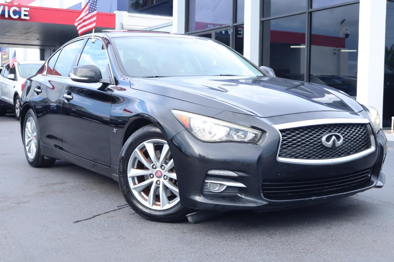 Infiniti Q50 4dr Sdn Premium RWD 2015