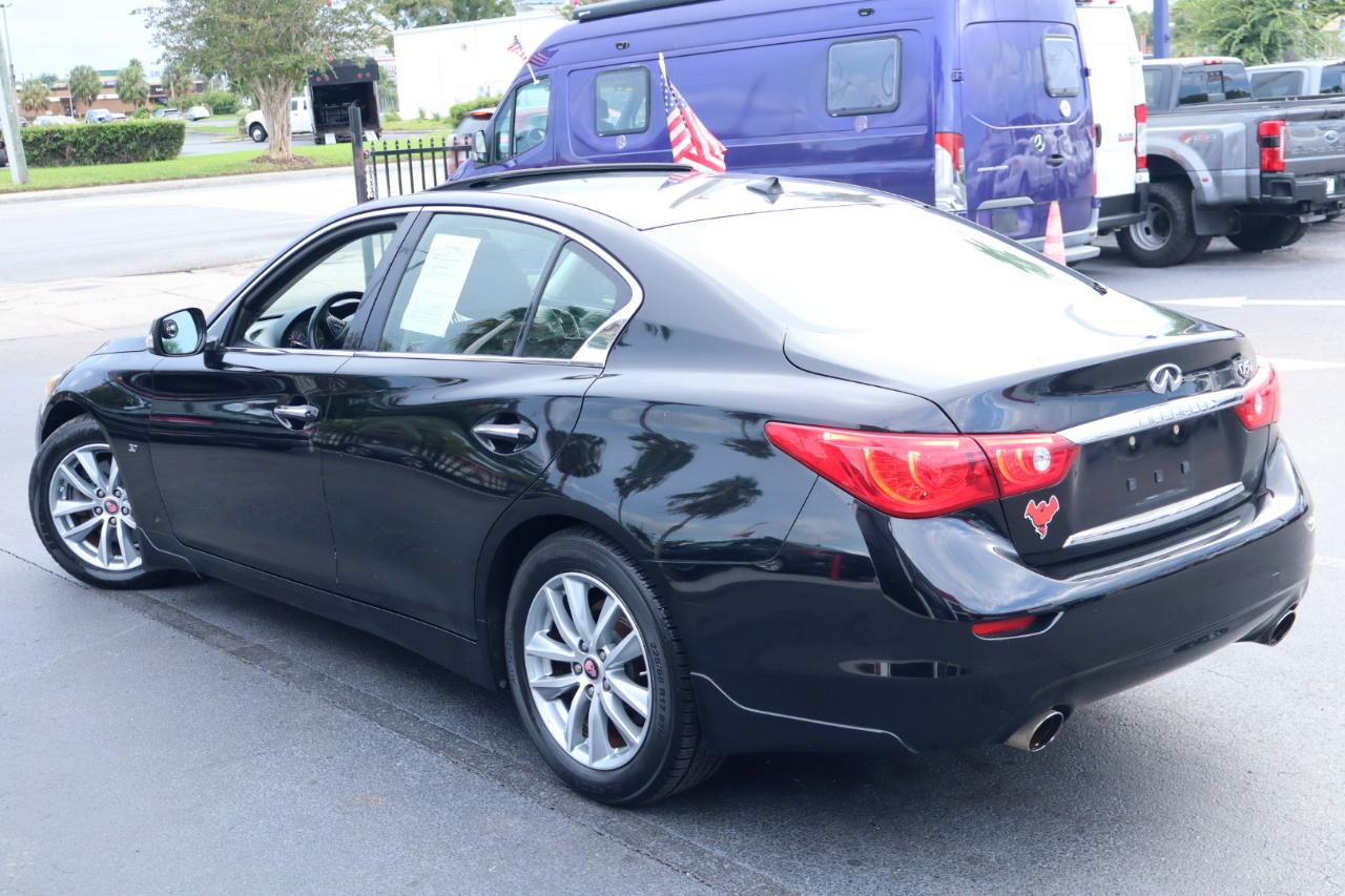 Infiniti Q50 4dr Sdn Premium RWD 2015