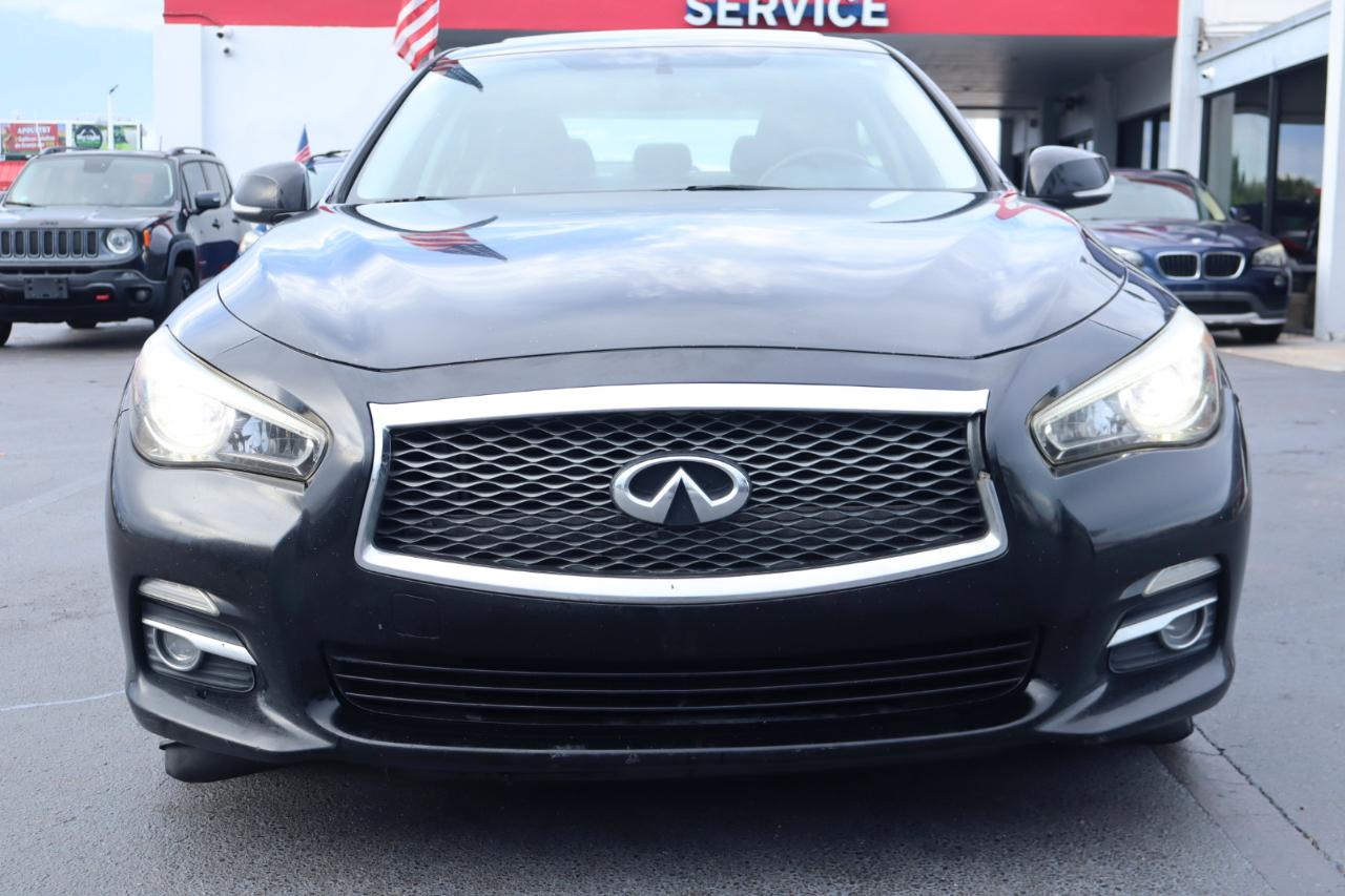 Infiniti Q50 4dr Sdn Premium RWD 2015